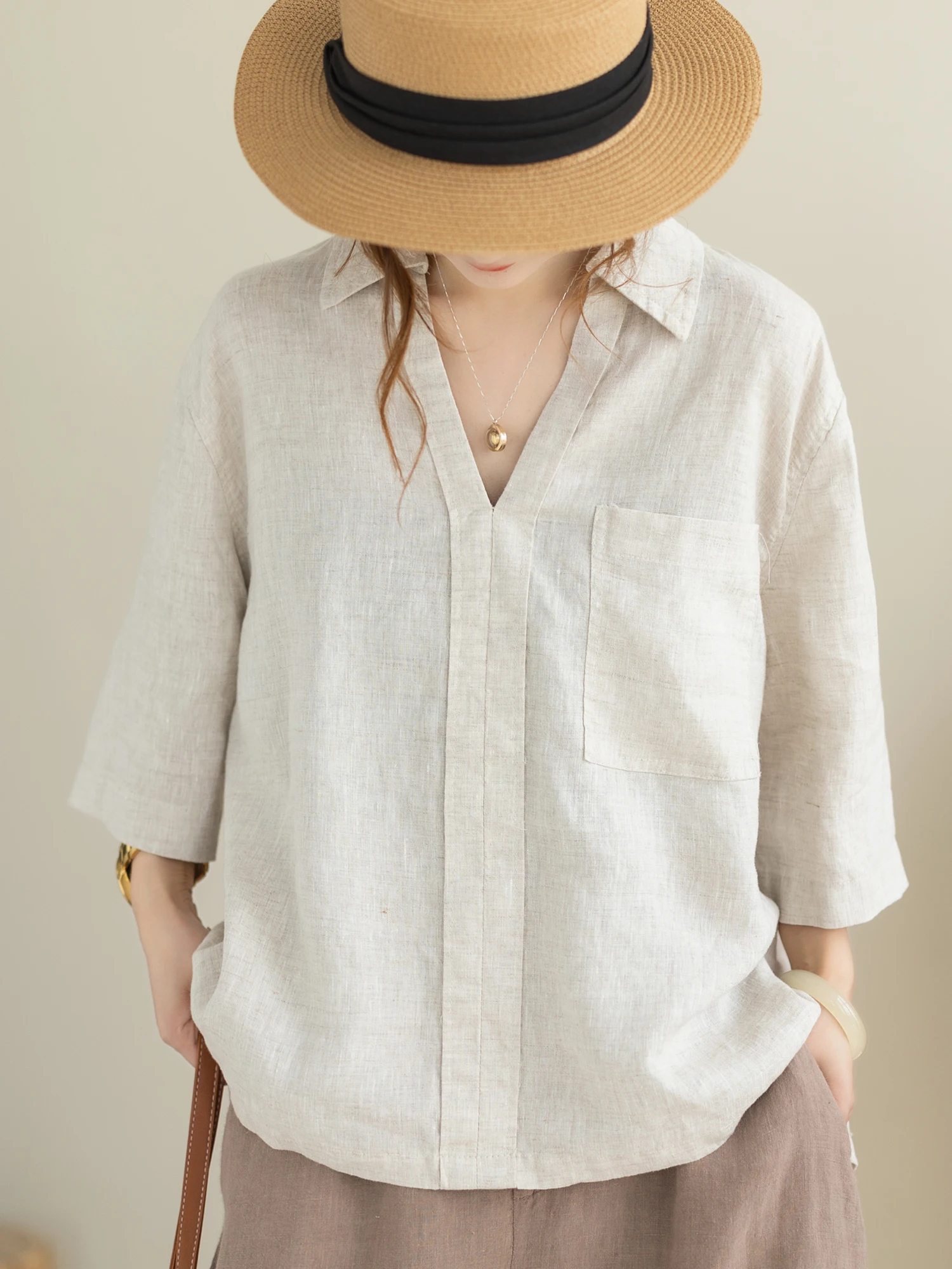 Женская рубашка Han Mafu в повседневном стиле, свободного кроя, с рукавом три четверти, V-образным вырезом, элегантный топ в простом карамельном цвете
Женская рубашка Han Mafu в повседневном стиле, свободного кроя, с рукавом три четверти, V-образным вырезом, элегантный топ в простом карамельном цвете