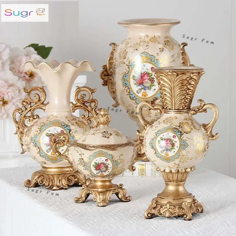 Вазы с двойными ушками в американском стиле, роскошные декоративные банки, украшения для банок в фойе в гостиной, цветочные композиции из смолы, европейские
Вазы с двойными ушками в американском стиле, роскошные декоративные банки, украшения для банок в фойе в гостиной, цветочные композиции из смолы, европейские