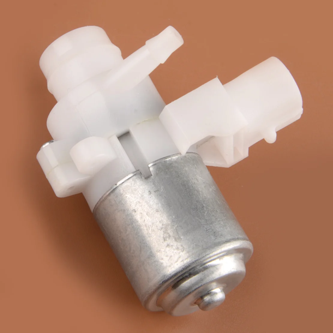 104307 104252 5751022 T4695001 Windshield Wiper Washer Fluid Pump Fit for Peterbilt 320 330 335 340 365 387 388 Kenworth T680
104307 104252 5751022 T4695001 Windshield Wiper Washer Fluid Pump Fit for Peterbilt 320 330 335 340 365 387 388 Kenworth T680