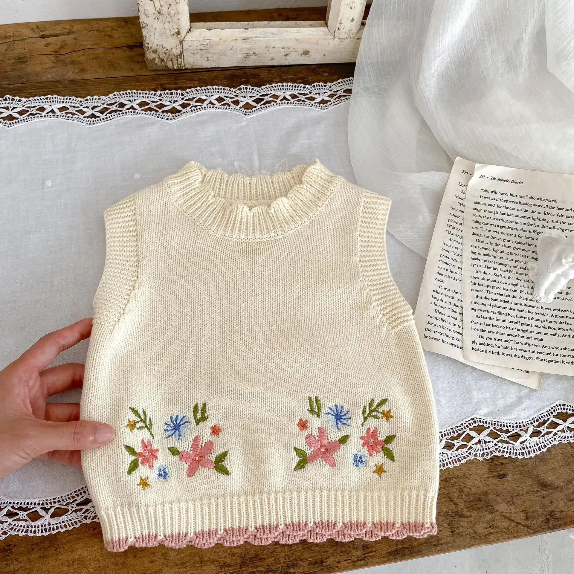 Personalized Children Baby Girl Custom name Cute Embroidered Round Neck Pullover Vest Cotton Knitted Sweater Children Clothes
Personalized Children Baby Girl Custom name Cute Embroidered Round Neck Pullover Vest Cotton Knitted Sweater Children Clothes