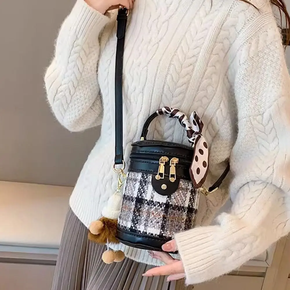 New PU Leather Long Bag Bottom DIY Handmade Crochet Bag for Knitted Bag Handmade Bottom Solid Color Bag Material Bag
New PU Leather Long Bag Bottom DIY Handmade Crochet Bag for Knitted Bag Handmade Bottom Solid Color Bag Material Bag