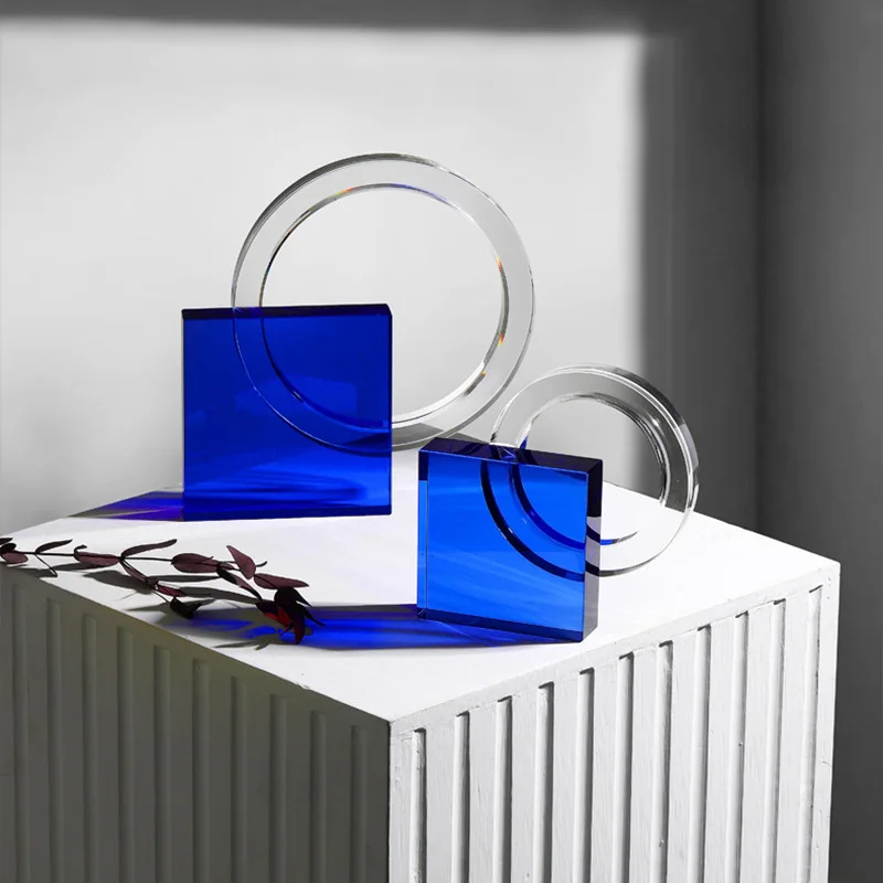 Creative Geometric Blue Crystal Bookend, Modern Home Office Desk Decor Sculpture Ornament, Minimalist Bookshelf Organizer
Creative Geometric Blue Crystal Bookend, Modern Home Office Desk Decor Sculpture Ornament, Minimalist Bookshelf Organizer
