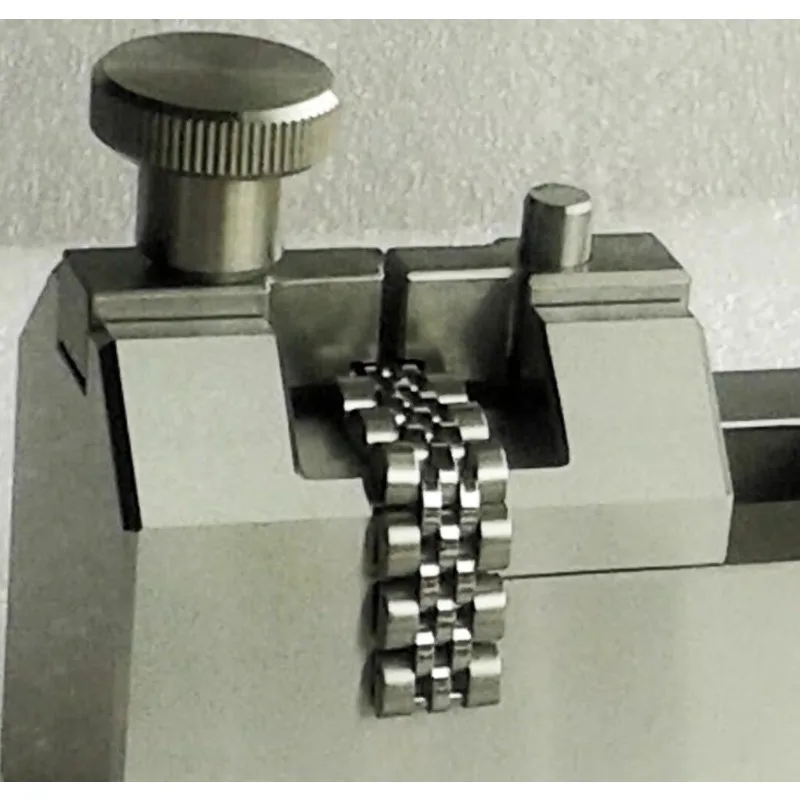 Clock Repair Tool/labor S Strap Removal Tool/five-bead Removal/3-bead Machine
Clock Repair Tool/labor S Strap Removal Tool/five-bead Removal/3-bead Machine