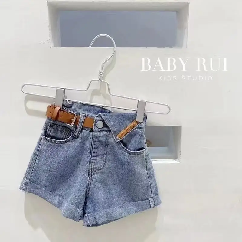 Girls' Summer Denim Shorts 2025 New Children's Versatile Casual Pants Fashion Hot Pants for Baby Girls 100-160CM
Girls' Summer Denim Shorts 2025 New Children's Versatile Casual Pants Fashion Hot Pants for Baby Girls 100-160CM