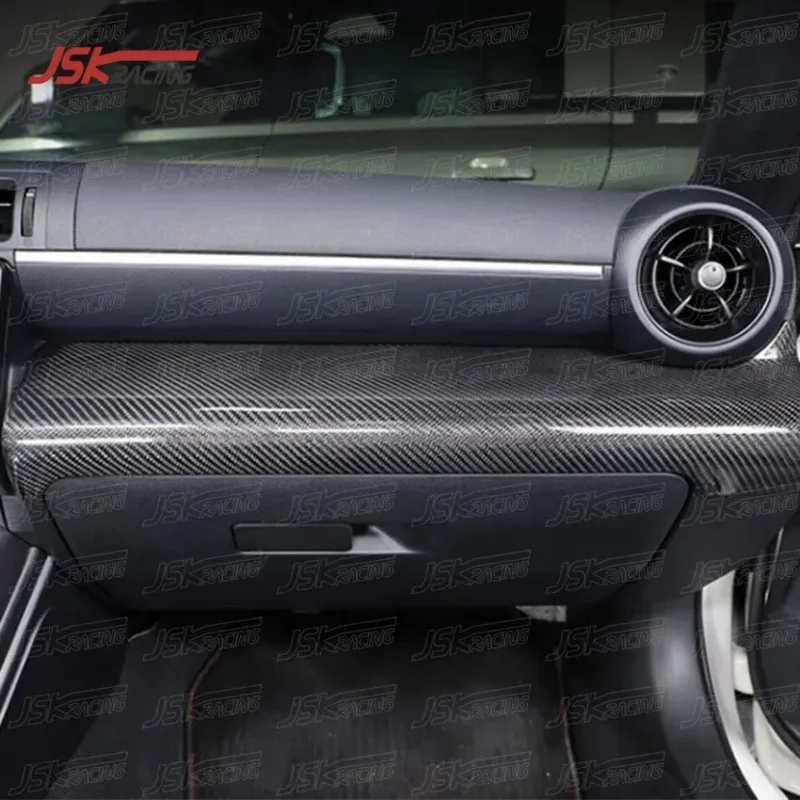 DRY CARBON FIBER COPILOT CENTROL PANEL COVER For 2021-2023 GR86
DRY CARBON FIBER COPILOT CENTROL PANEL COVER For 2021-2023 GR86