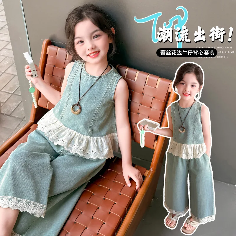 Girls' Ruffle Splice Denim Outfit Summer 2026 Fashionable Little Girl Trendy Denim vest and Jeans Two-Piece Set for Children
Girls' Ruffle Splice Denim Outfit Summer 2026 Fashionable Little Girl Trendy Denim vest and Jeans Two-Piece Set for Children