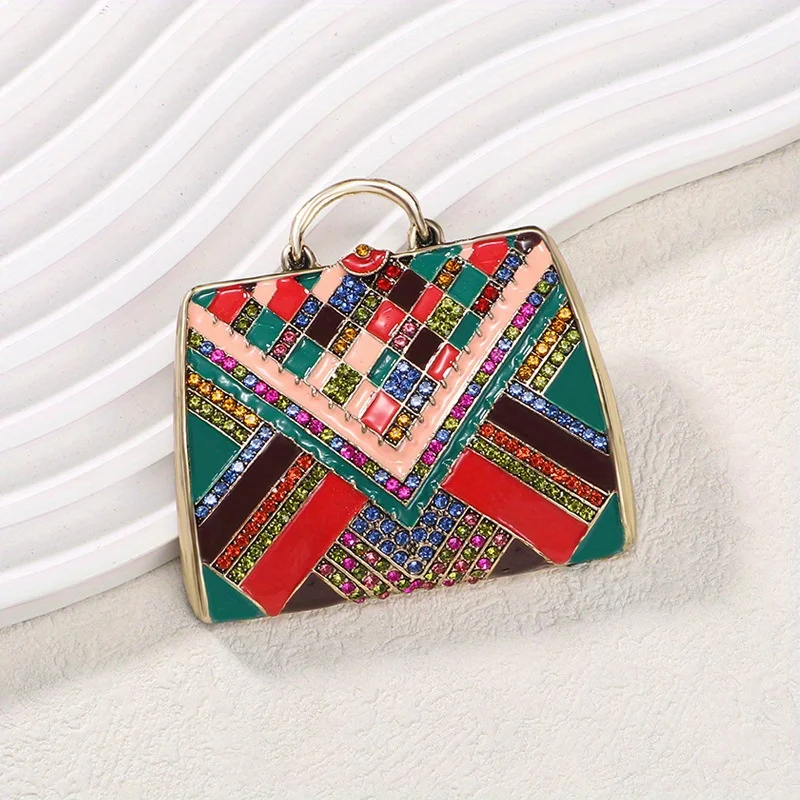 Vintage Heavy Industry Full Crystal Bag Brooches Pin For Women Men Palace Baroque Style Classic Design Badges
Vintage Heavy Industry Full Crystal Bag Brooches Pin For Women Men Palace Baroque Style Classic Design Badges