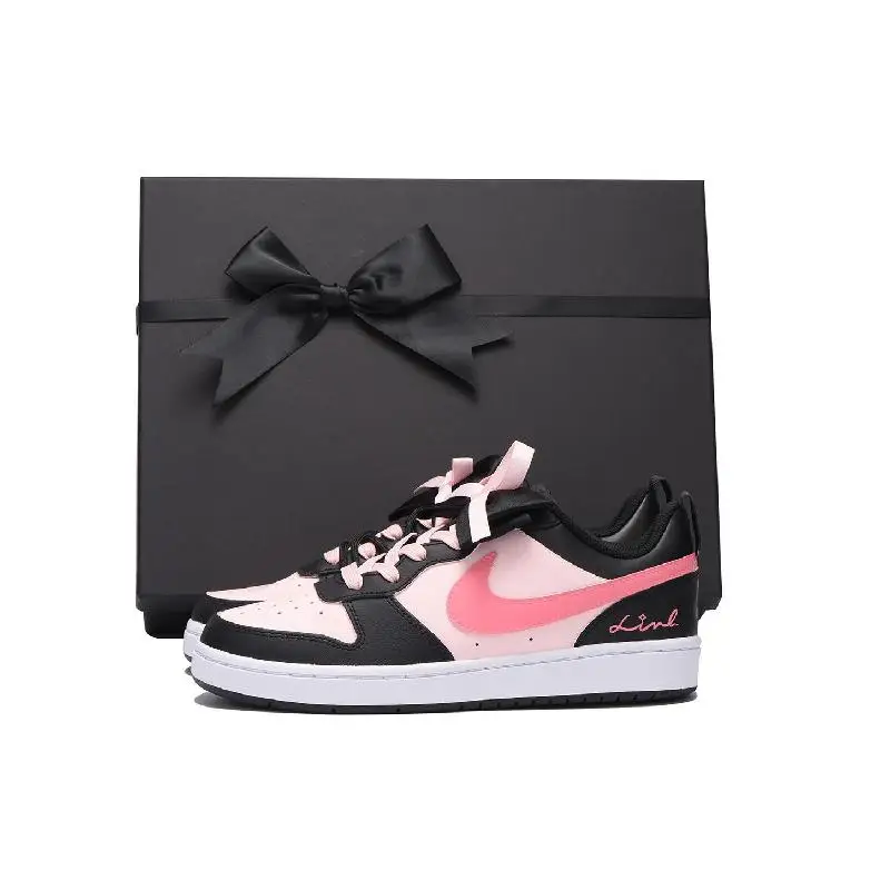 【Customize】Nike Court Borough Skateboarding Shoes Women's Low-top Black/Pink Sneakers shoes BQ5448-115
【Customize】Nike Court Borough Skateboarding Shoes Women's Low-top Black/Pink Sneakers shoes BQ5448-115