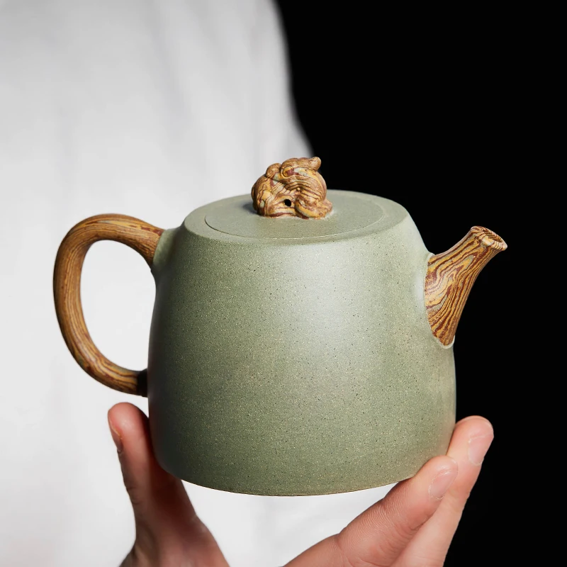 Yixing Pure Handmade Purple Clay Zisha Chinese Pot Famous Manhole Green Beans Sand Handuo Teapot Single Tea Set Suit
Yixing Pure Handmade Purple Clay Zisha Chinese Pot Famous Manhole Green Beans Sand Handuo Teapot Single Tea Set Suit