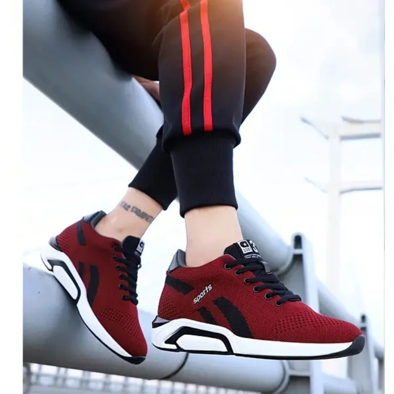 Men's New Versatile Casual Shoes Breathable Summer Invisible Height Increasing Casual Men's Shoes
Men's New Versatile Casual Shoes Breathable Summer Invisible Height Increasing Casual Men's Shoes