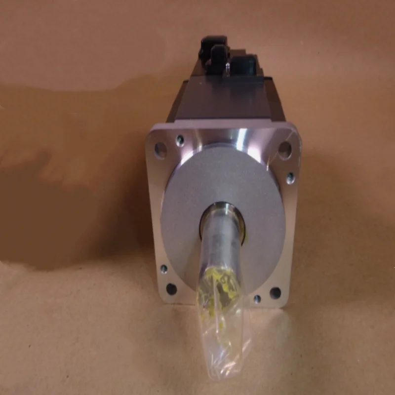 Brand-new, factory-sealed servo motor HF-KP23BJW04-S6 HF-KP43BJW04-S6 HF-KP73K HF-KP13 HF-KP23B HF-KP23K HF-KP73
Brand-new, factory-sealed servo motor HF-KP23BJW04-S6 HF-KP43BJW04-S6 HF-KP73K HF-KP13 HF-KP23B HF-KP23K HF-KP73