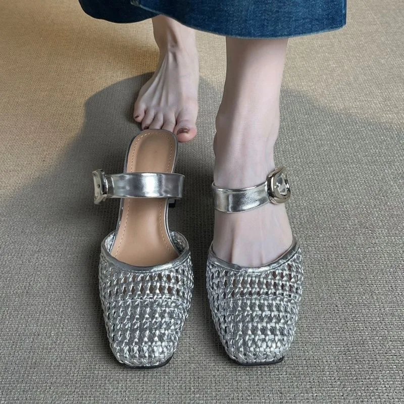 New Summer Simple Breathable Square Head Sandals Fashion Woven Hollow Belt Buckle Baotou Shoes Women High Heel Sandals Women
New Summer Simple Breathable Square Head Sandals Fashion Woven Hollow Belt Buckle Baotou Shoes Women High Heel Sandals Women
