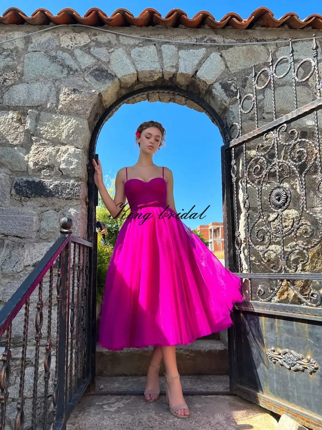 Junior Bridesmaid Tulle Tea Length Prom Dresses for Women Corset Sweetheart Spaghetti Straps Teens Formal Evening Party Gowns
Junior Bridesmaid Tulle Tea Length Prom Dresses for Women Corset Sweetheart Spaghetti Straps Teens Formal Evening Party Gowns