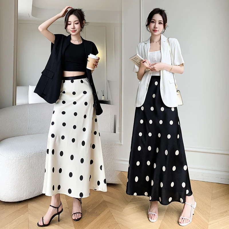 2024 Summer Fashion Dot Printing Skirt Loose Design A-line Elastic Waist Long Women Skirts
2024 Summer Fashion Dot Printing Skirt Loose Design A-line Elastic Waist Long Women Skirts