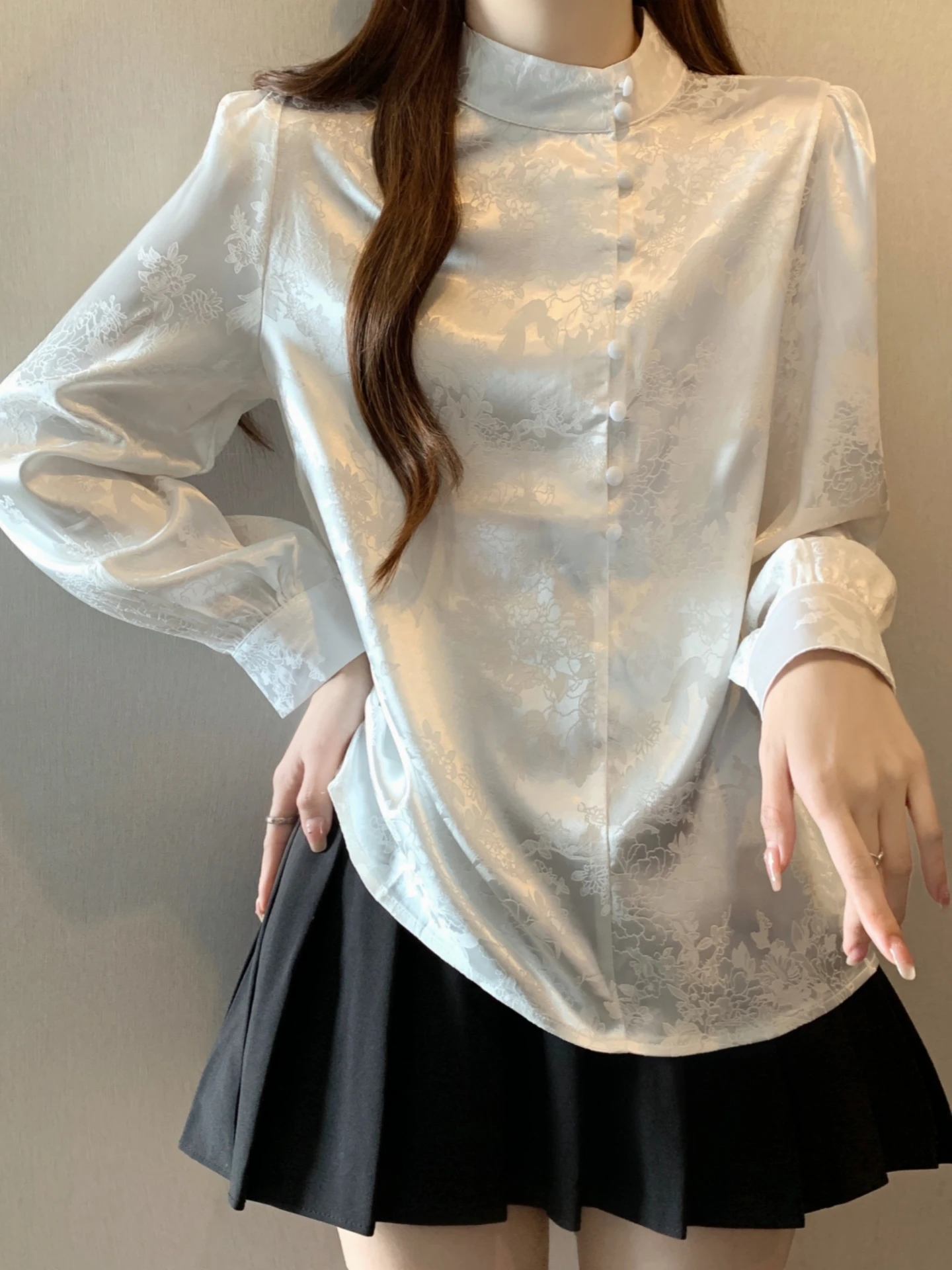 New Chinese Style Long Sleeve Satin Shirt Women's Spring Autumn plus Size Flattering Slimming Stand Collar Button up Top
New Chinese Style Long Sleeve Satin Shirt Women's Spring Autumn plus Size Flattering Slimming Stand Collar Button up Top