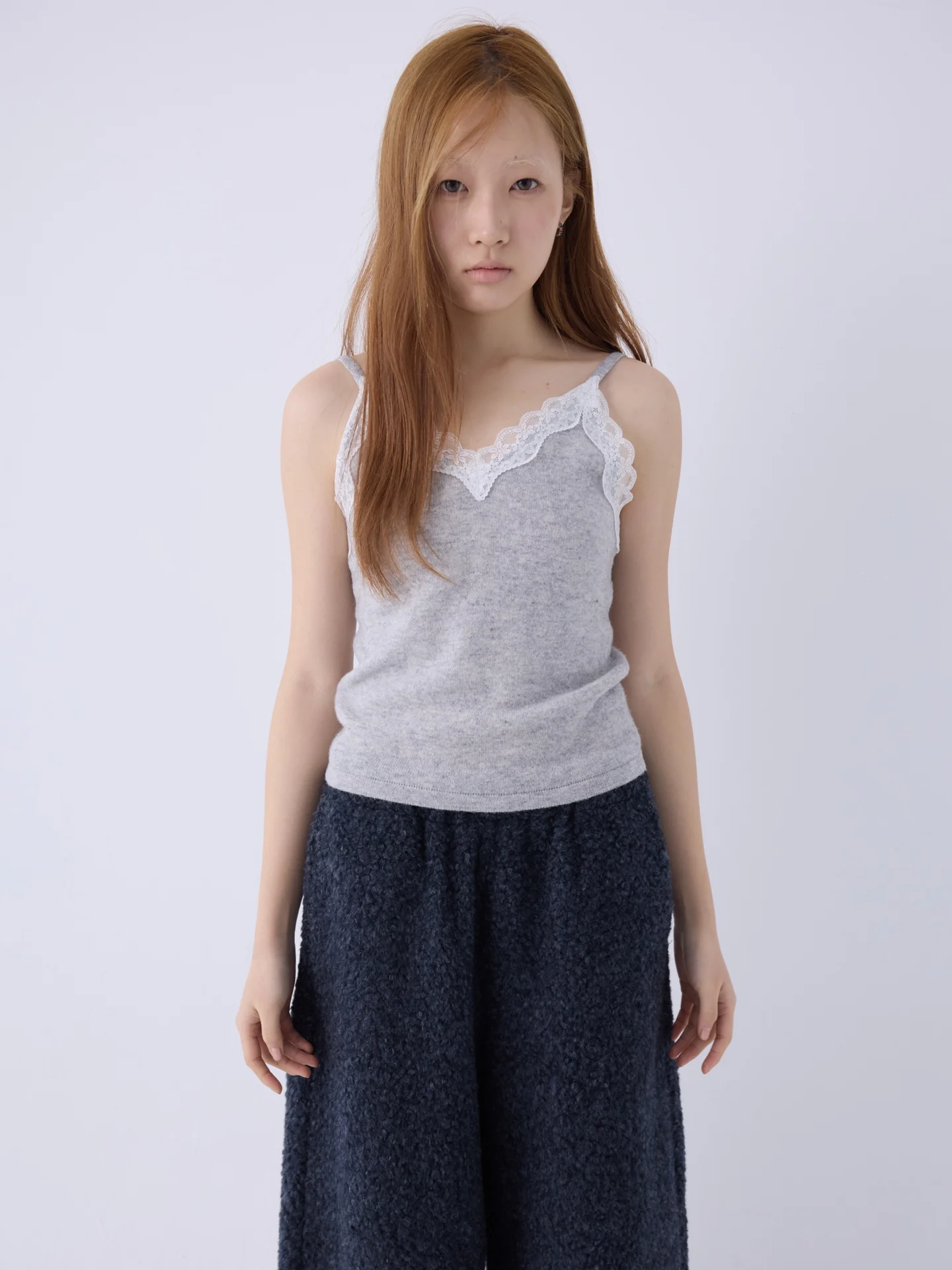 Dozeday Pure Wool V-Neck Lace Slim Fit Comfortable Soft Inner Wear Base Top Strap Women's Fashion Spring Short Length
Dozeday Pure Wool V-Neck Lace Slim Fit Comfortable Soft Inner Wear Base Top Strap Women's Fashion Spring Short Length