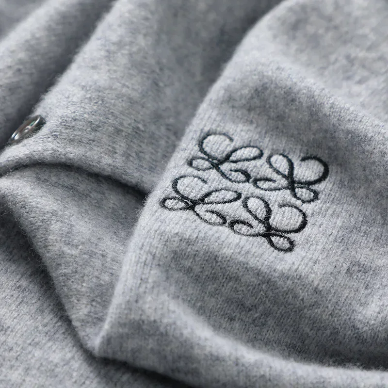 2024 New Women O-neck Cardigan Preppy Style Long Sleeve Sweater for Spring Autumn 100% Merino Wool Knitwear Korean Popular Cloth
2024 New Women O-neck Cardigan Preppy Style Long Sleeve Sweater for Spring Autumn 100% Merino Wool Knitwear Korean Popular Cloth