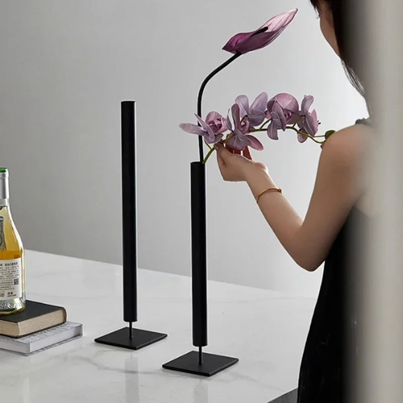 Metal Flower Vase Nordic Creative Desktop Vase Decorative Elegant Room Ornaments Flower Container Living Room Table Decoration
Metal Flower Vase Nordic Creative Desktop Vase Decorative Elegant Room Ornaments Flower Container Living Room Table Decoration
