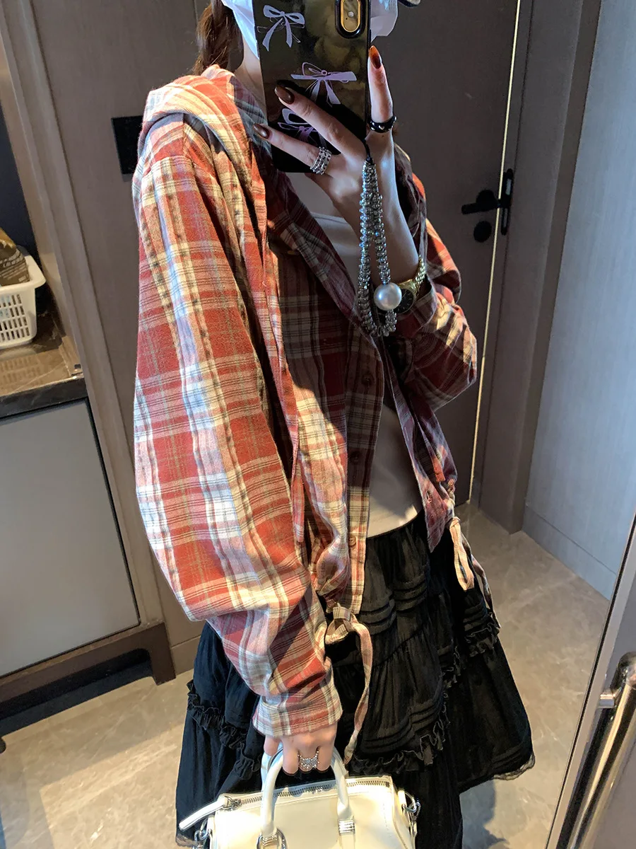 Spring women's casual American retro plaid contrasting drawstring hooded shirt jacket
Spring women's casual American retro plaid contrasting drawstring hooded shirt jacket