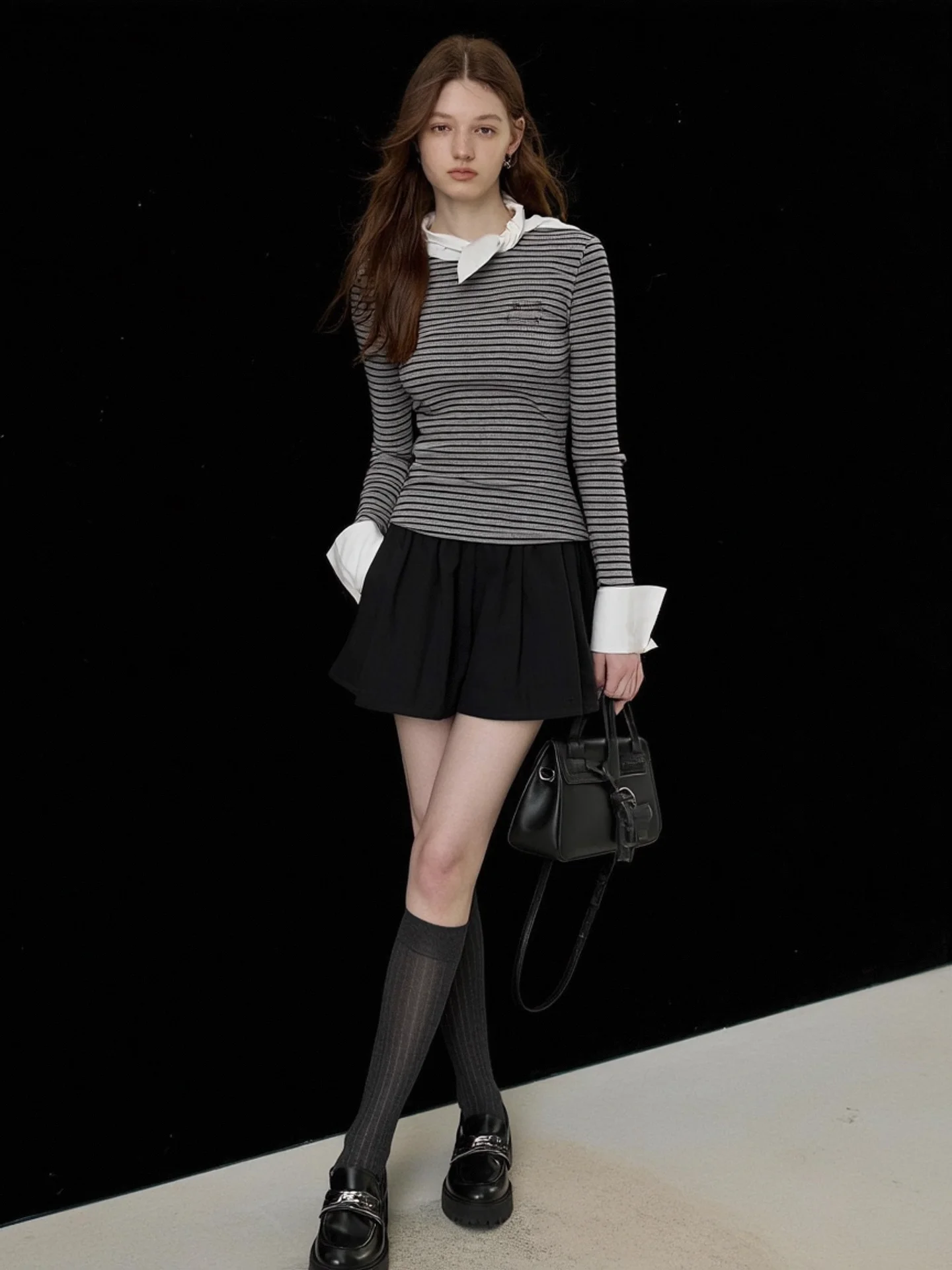 HUAAPPUW Casual Tie Neck Slim Fit Long Sleeve T-Shirt Striped Innerwear Outerwear Autumn 2025 New Style Ladies Fashion Top
HUAAPPUW Casual Tie Neck Slim Fit Long Sleeve T-Shirt Striped Innerwear Outerwear Autumn 2025 New Style Ladies Fashion Top
