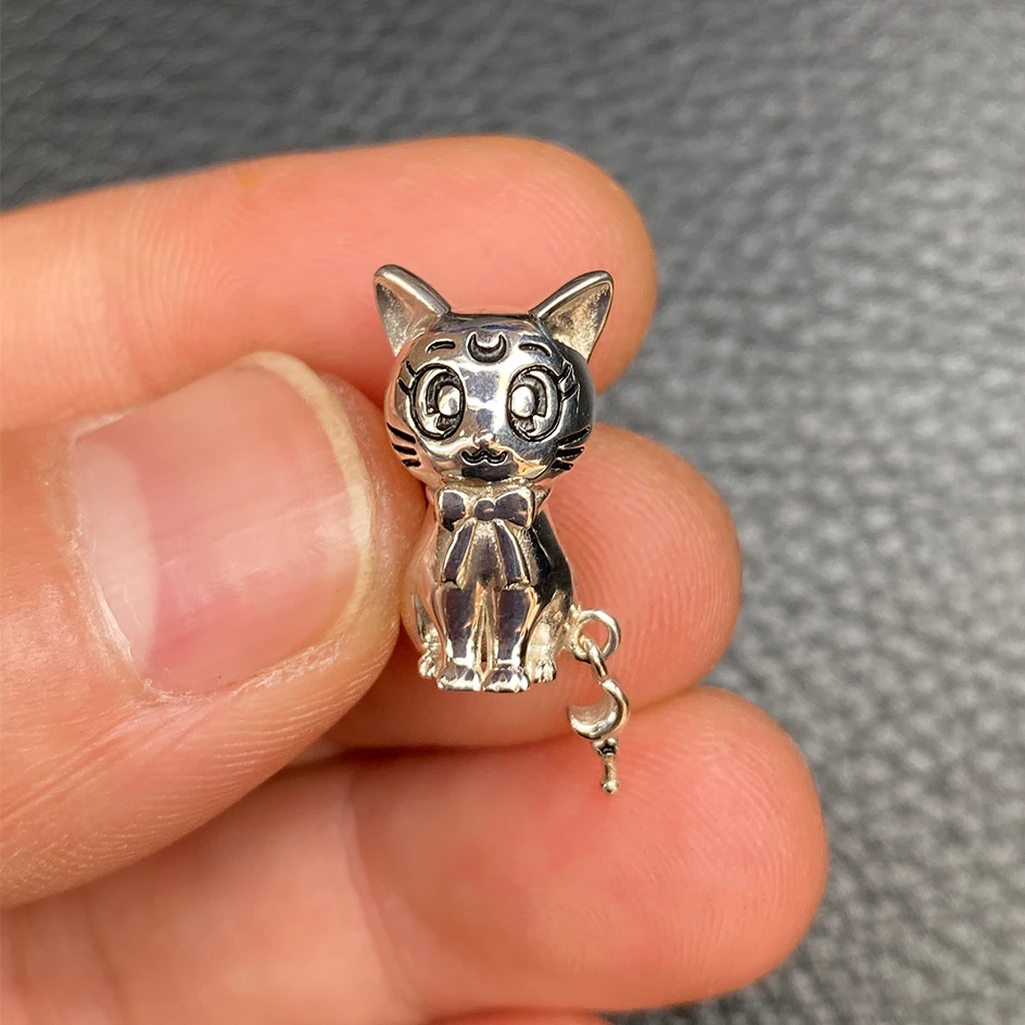 Стерлингового Серебра 925 пробы, аниме Luna Cat с лунным стержнем, подвеска-подвеска, бусина для браслета, европейские ювелирные изделия, подарок для фанатов моряка
Стерлингового Серебра 925 пробы, аниме Luna Cat с лунным стержнем, подвеска-подвеска, бусина для браслета, европейские ювелирные изделия, подарок для фанатов моряка