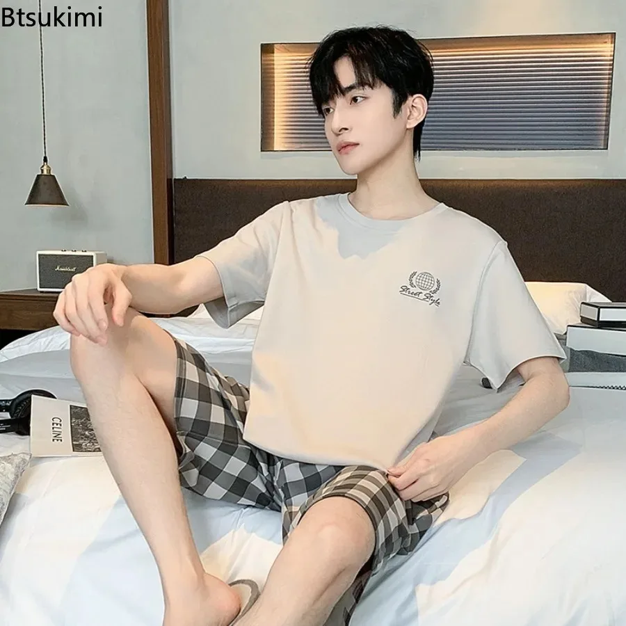 2026 Comfortable Cotton Pajamas Sets Men's Summer Simple Loose Homewear Two Pieces Short Sleeve Tops with Shorts Man Lounge Sets
2026 Comfortable Cotton Pajamas Sets Men's Summer Simple Loose Homewear Two Pieces Short Sleeve Tops with Shorts Man Lounge Sets