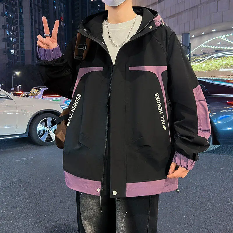 Мужская повседневная ветрозащитная куртка с капюшоном, рабочая одежда, новинка 2025 года, весна-осень, свободный крой, молодежная модная модель, удлиненная, с длинными рукавами
Мужская повседневная ветрозащитная куртка с капюшоном, рабочая одежда, новинка 2025 года, весна-осень, свободный крой, молодежная модная модель, удлиненная, с длинными рукавами