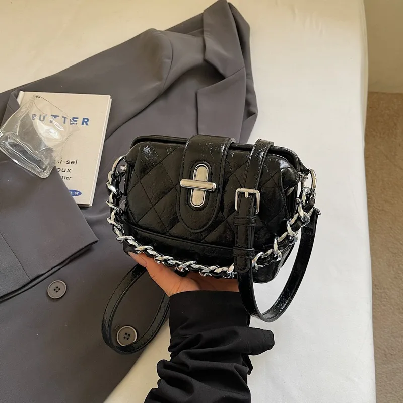 2026 New Fashionable Small Fragrant Style Bag for Women, Light Luxury Crossarm Carrying Bag
2026 New Fashionable Small Fragrant Style Bag for Women, Light Luxury Crossarm Carrying Bag