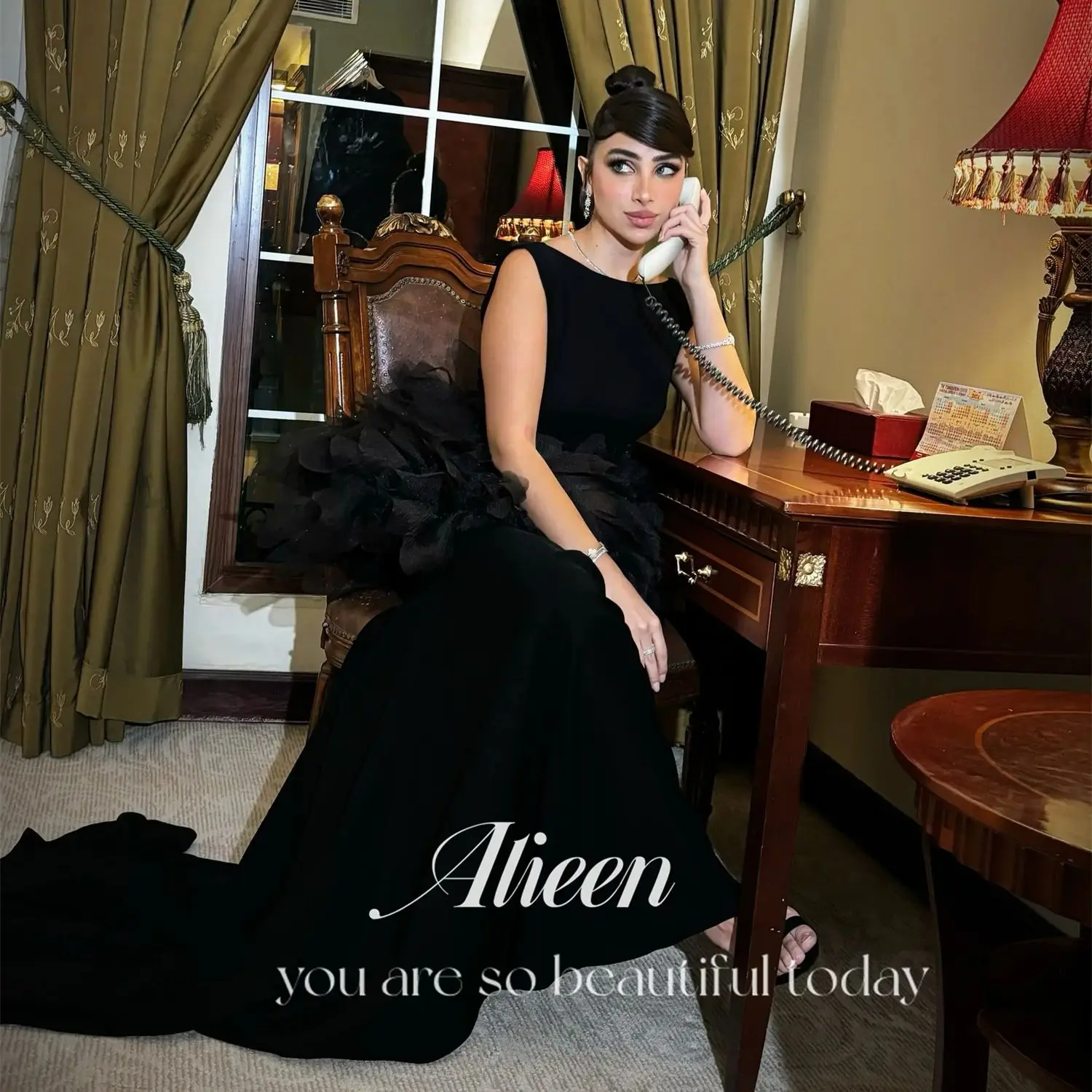 Aileen Backless Black Customized Women's Evening Festive Dress Elegant Gowns Long Dresses for Special Occasions Rhinestones Gala
Aileen Backless Black Customized Women's Evening Festive Dress Elegant Gowns Long Dresses for Special Occasions Rhinestones Gala