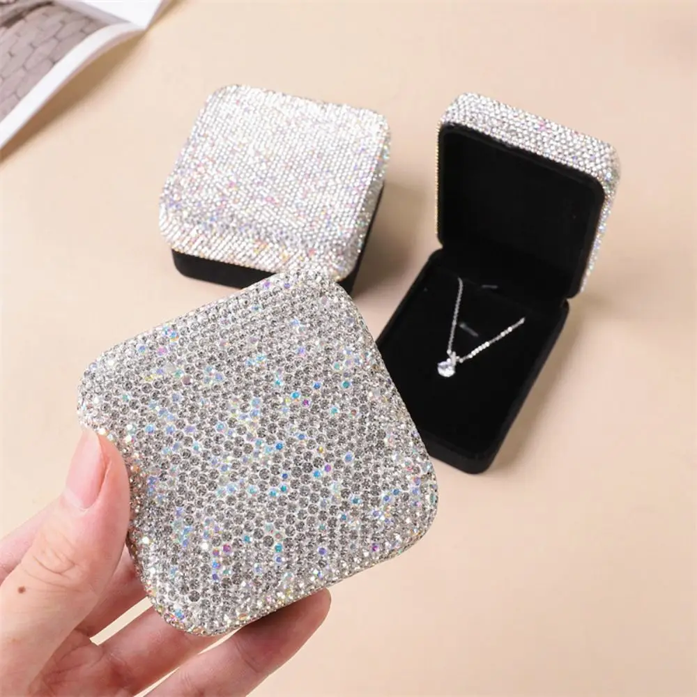 Sparkling Rhinestone Jewelry Box Velvet Luxury Ring Storage Makeup Box Save Space Multifunctional Portable Jewelry Organizer
Sparkling Rhinestone Jewelry Box Velvet Luxury Ring Storage Makeup Box Save Space Multifunctional Portable Jewelry Organizer