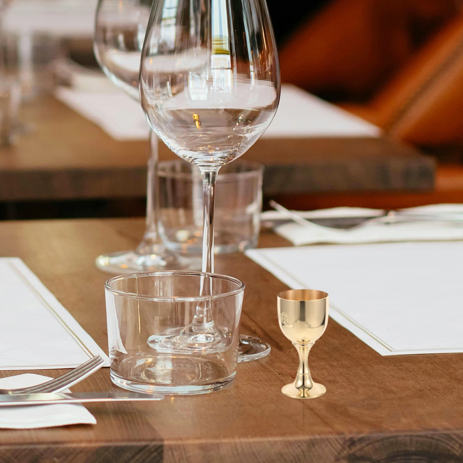 Brass Altar Cup Vintage Pentagram Pattern Multi-Function Holy Water Cup Baptism Church Offering Decorative Brass Goblet
Brass Altar Cup Vintage Pentagram Pattern Multi-Function Holy Water Cup Baptism Church Offering Decorative Brass Goblet