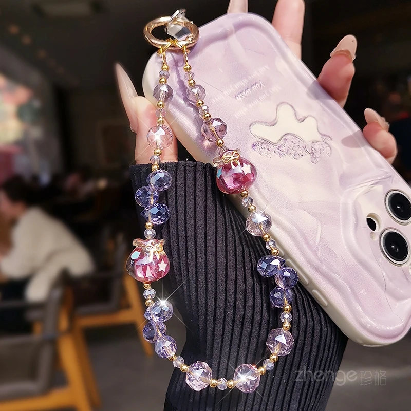 Sparkling Faceted Beaded Phone Chain Luxury Glass Heart Wrist Strap Anti-lost Phone Case Charm
Sparkling Faceted Beaded Phone Chain Luxury Glass Heart Wrist Strap Anti-lost Phone Case Charm