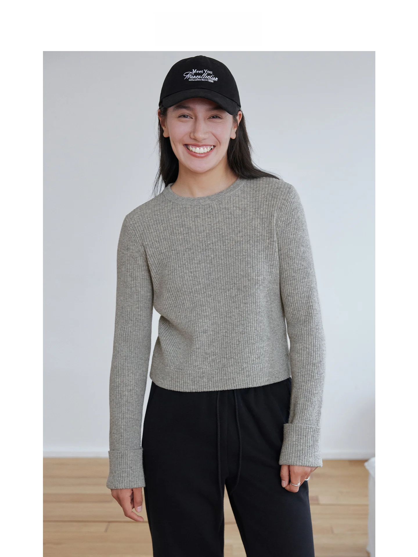 Свитер MinCollection из шерстяной смеси с круглым вырезом, длинными рукавами и отворотами на манжетах, с вертикальным рубчиком, повседневный женский топ
Свитер MinCollection из шерстяной смеси с круглым вырезом, длинными рукавами и отворотами на манжетах, с вертикальным рубчиком, повседневный женский топ