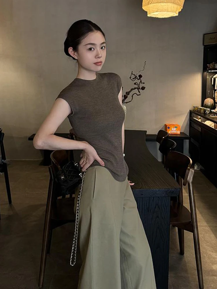 Retro Korean Military Green Straight Leg Casual Pants Women's Loose Slimming Summer Suit Long Trousers Low Waist Long Pants
Retro Korean Military Green Straight Leg Casual Pants Women's Loose Slimming Summer Suit Long Trousers Low Waist Long Pants