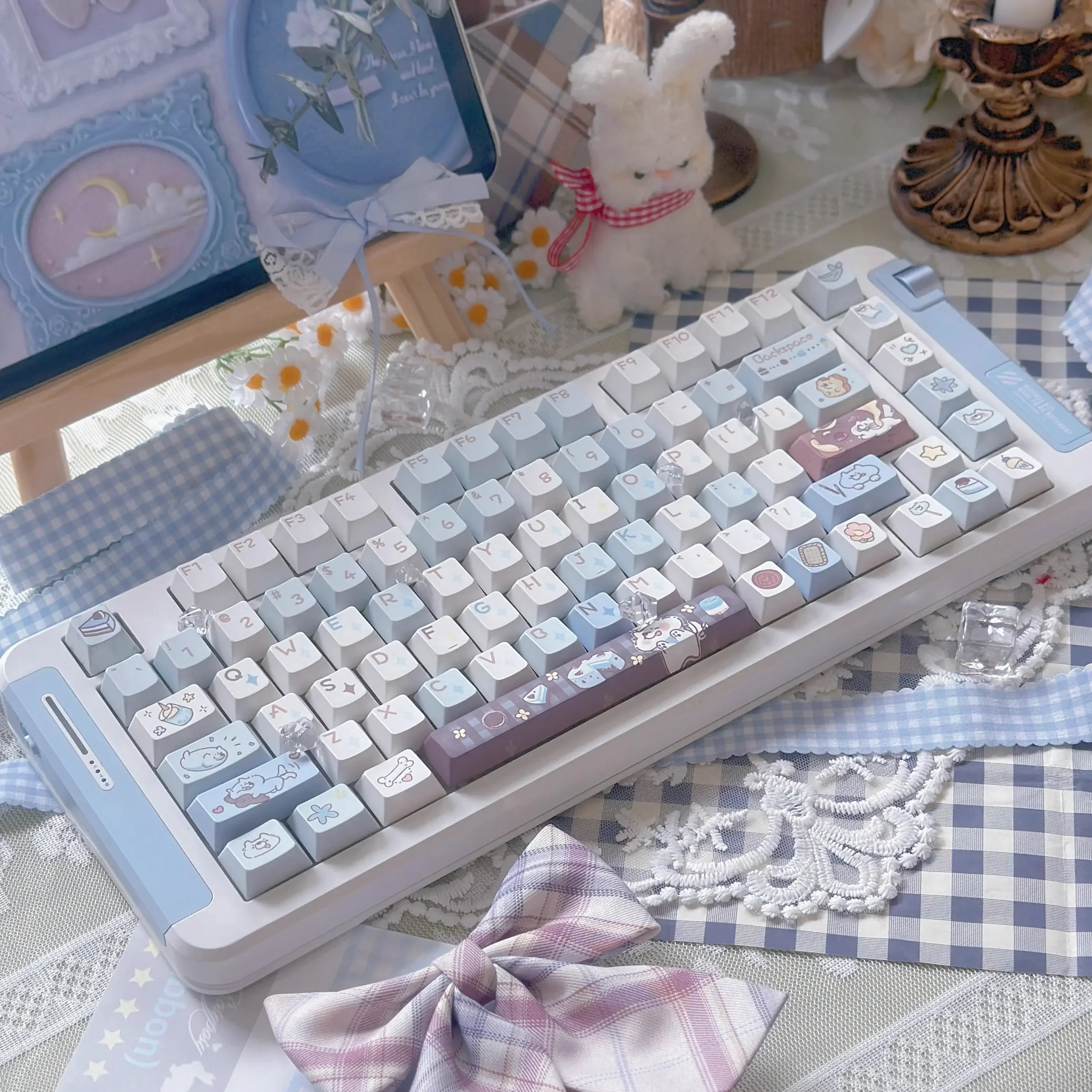 Spring Field Three Little Cute Keycaps Original Height 95 Keys Hot Sublimation Keycaps Dragon by Hi75 Hi8
Spring Field Three Little Cute Keycaps Original Height 95 Keys Hot Sublimation Keycaps Dragon by Hi75 Hi8