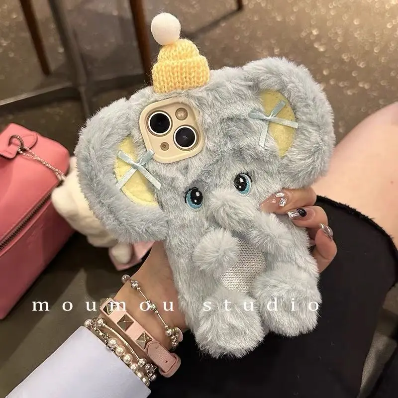 Cartoon Autumn/Winter Plush Hat Elephant Baby 14iPhone15promax Phone Case 13 12 11 New
Cartoon Autumn/Winter Plush Hat Elephant Baby 14iPhone15promax Phone Case 13 12 11 New