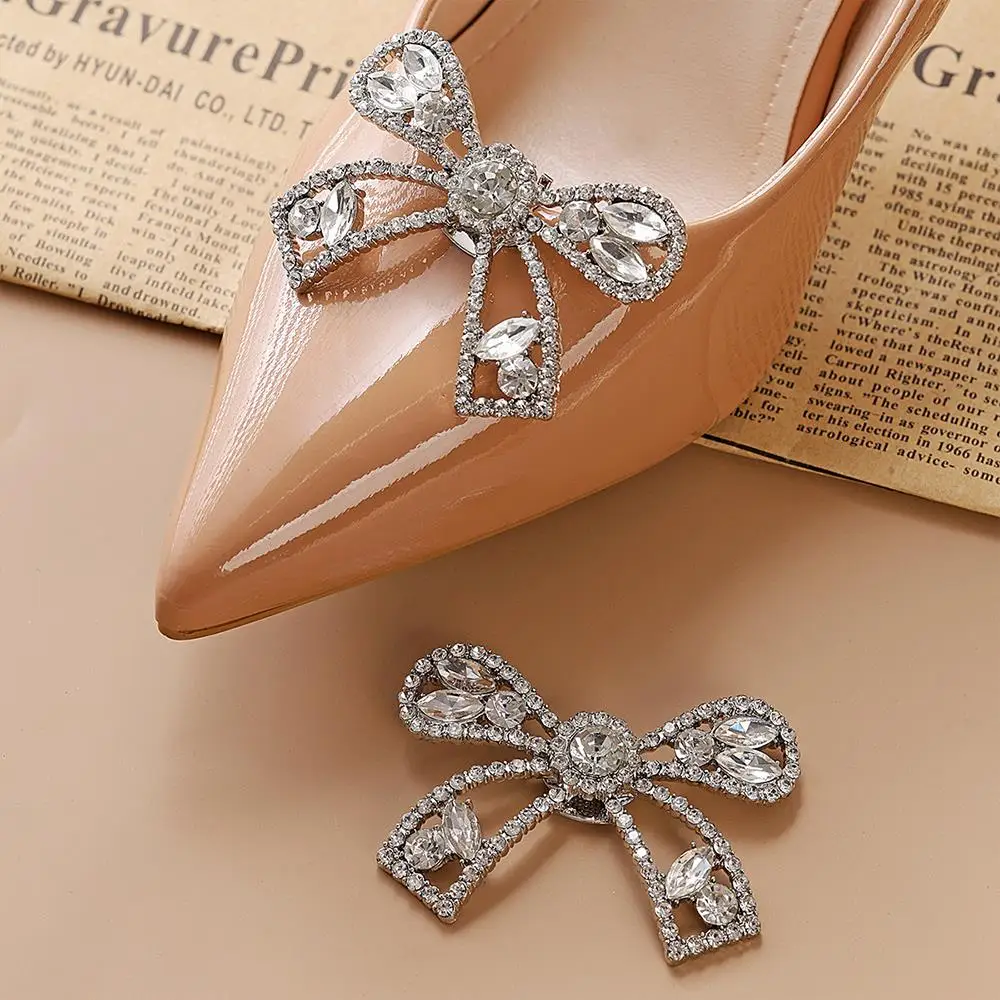 Bride Shoe Buckle Shoe Accessories High Heel Accessories Bridal Shoes Decorations Wedding High Heel Women Bride Shiny Decoration
Bride Shoe Buckle Shoe Accessories High Heel Accessories Bridal Shoes Decorations Wedding High Heel Women Bride Shiny Decoration