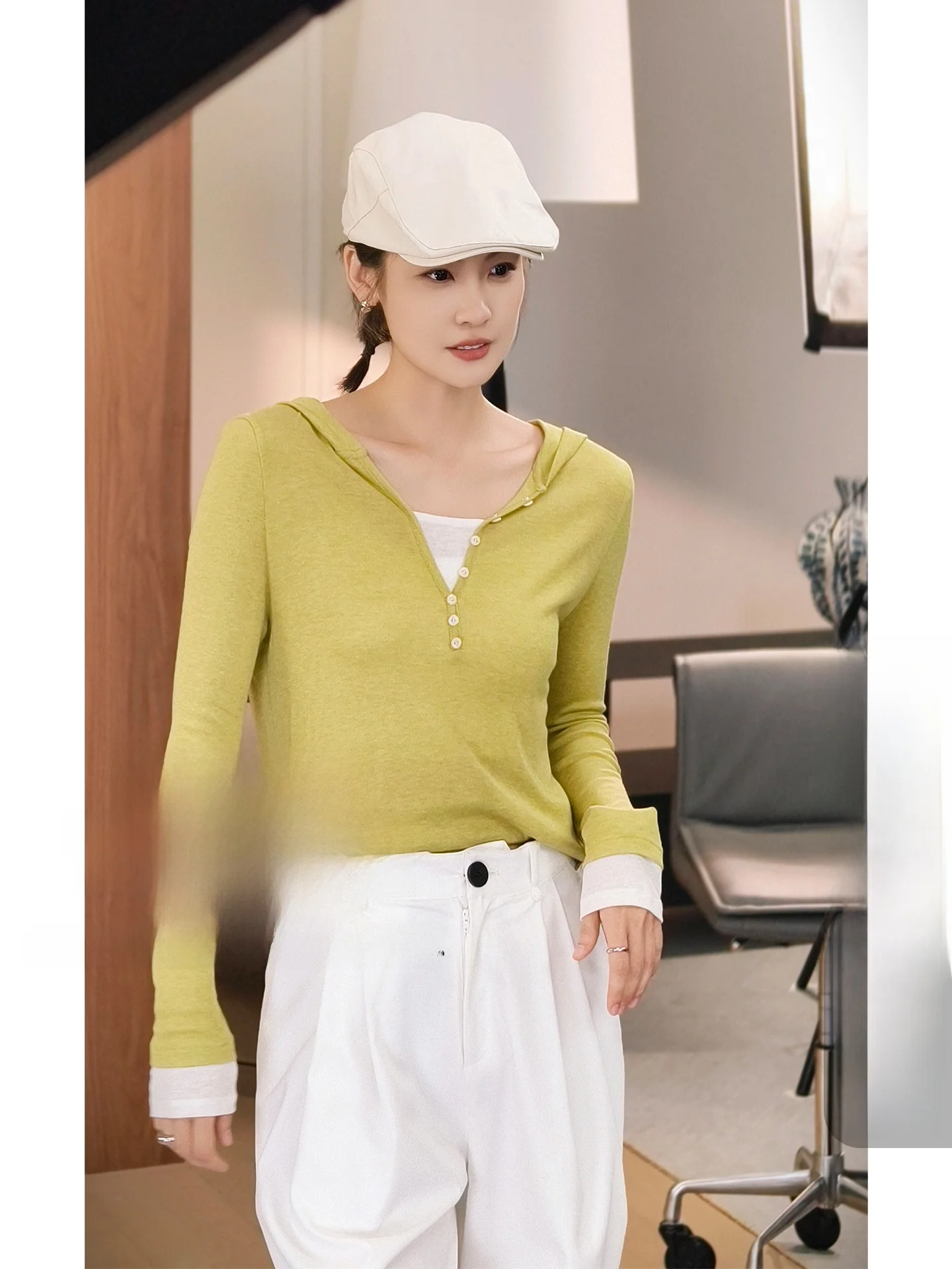 Шелковый вязаный лонгслив MeiYang, имитация двухслойного платья, с эффектом молочной пены, повседневный классический V-образный вырез, удлиненный, для весны и осени
Шелковый вязаный лонгслив MeiYang, имитация двухслойного платья, с эффектом молочной пены, повседневный классический V-образный вырез, удлиненный, для весны и осени