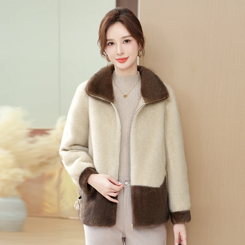 Зимнее модное пальто из норкового бархата для женщин среднего и старшего возраста, элегантное женское меховое пальто с интегрированным мехом
Зимнее модное пальто из норкового бархата для женщин среднего и старшего возраста, элегантное женское меховое пальто с интегрированным мехом