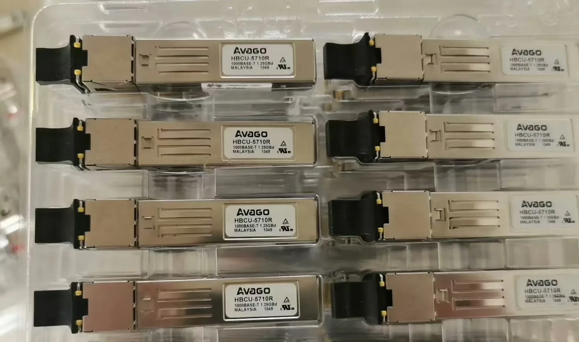 AVAGO 1.25G SFP 1000BASE-T HBCU-5710R RJ45 Optical Transceiver
AVAGO 1.25G SFP 1000BASE-T HBCU-5710R RJ45 Optical Transceiver