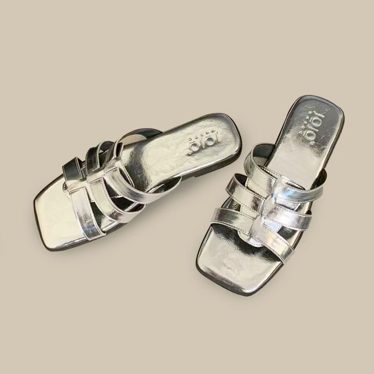 Women's three straps Walking Sandals with Arch Support for Women Summer Flat Sandal
Women's three straps Walking Sandals with Arch Support for Women Summer Flat Sandal