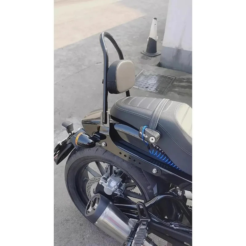 Parts are suitable for Qianjiang Harley x500 modified backrest, high high bow rear pointed bow cushion
Parts are suitable for Qianjiang Harley x500 modified backrest, high high bow rear pointed bow cushion