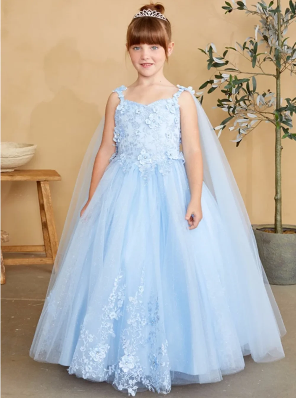 Flower Girl Dresses For Wedding Princess Appliques Ball Gown Tiered Luxury Kids Birthday Party Gown
Flower Girl Dresses For Wedding Princess Appliques Ball Gown Tiered Luxury Kids Birthday Party Gown