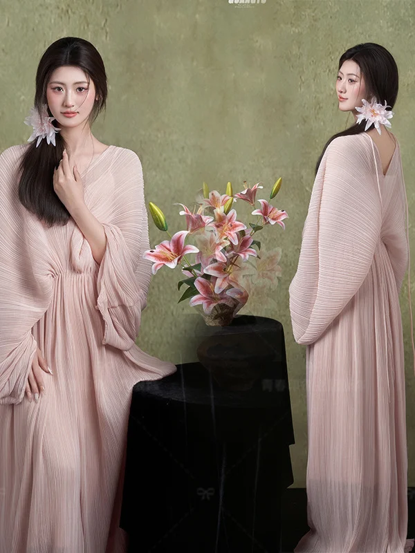 Chinese Style Gentle Girl Cold Tone High Waist Pleated Dress Photography Studio New Arrival Atmosphere Art Photo Shooting Clo...
Chinese Style Gentle Girl Cold Tone High Waist Pleated Dress Photography Studio New Arrival Atmosphere Art Photo Shooting Clo...