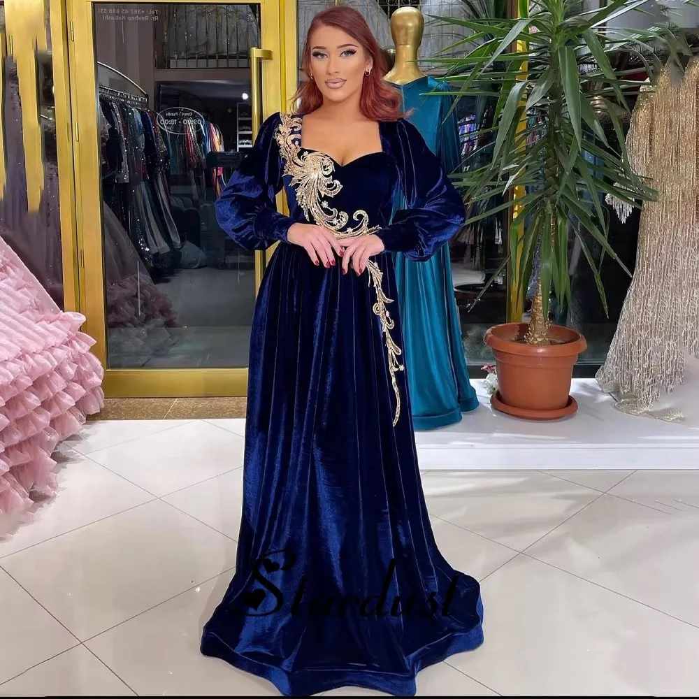 Elegant Navy Blue Velvet Evening Dresses Long Sleeve With Gold Appliqués Beading A-line Formal Wedding Party Dresses 2024 Gown
Elegant Navy Blue Velvet Evening Dresses Long Sleeve With Gold Appliqués Beading A-line Formal Wedding Party Dresses 2024 Gown