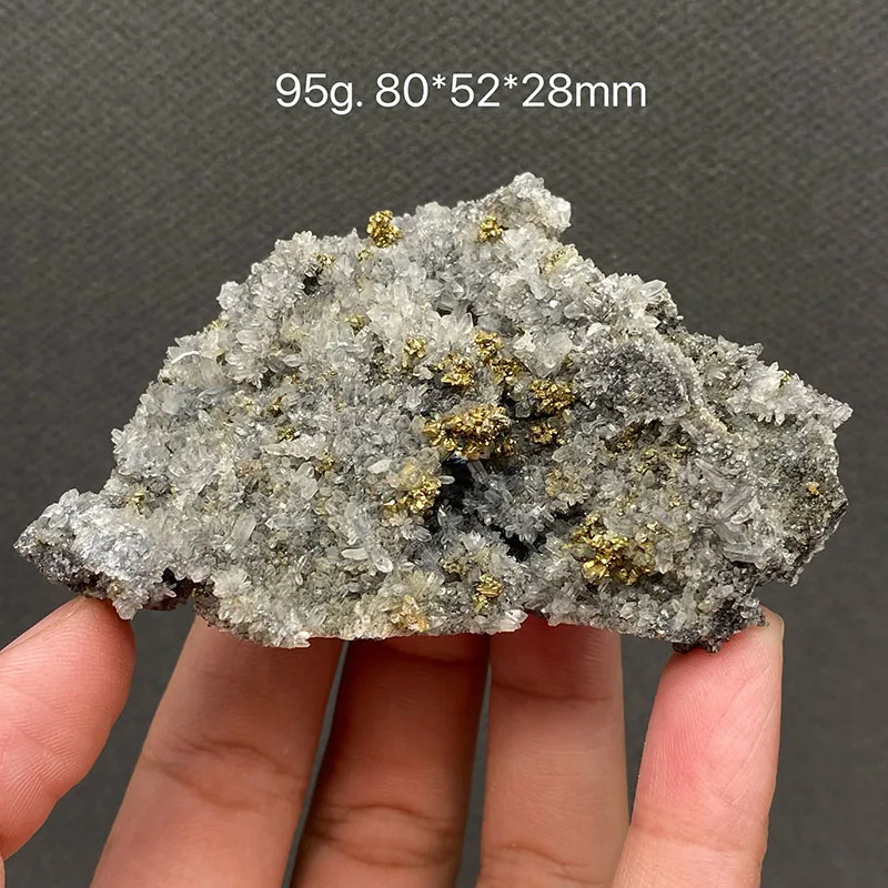 100% natural raw pyrite and white crystal cluster symbiosis mineral healing crystal, collectible
100% natural raw pyrite and white crystal cluster symbiosis mineral healing crystal, collectible