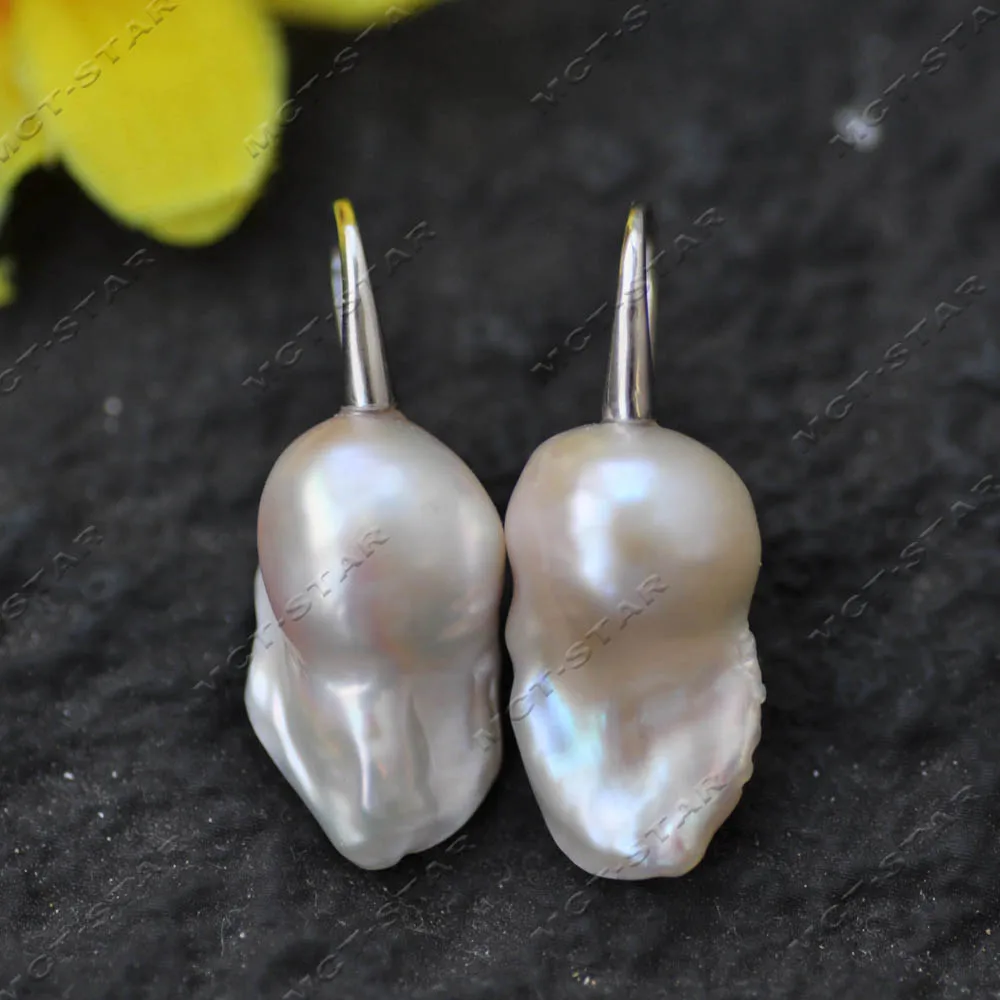 MTC·STAR 925silver Hook 24mm White Baroque Reborn Keshi Pearl Dangle Earring (Z14626)
MTC·STAR 925silver Hook 24mm White Baroque Reborn Keshi Pearl Dangle Earring (Z14626)
