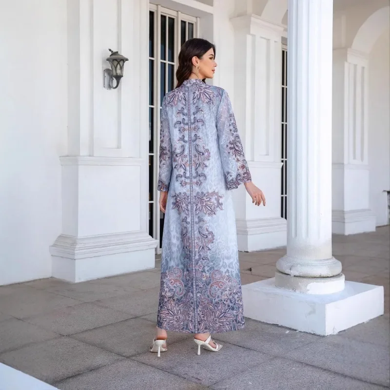 D241105 Мусульманский женский халат из ткани с вышивкой и принтом бриллиантов, женское длинное платье Абая, новинка 2023 г.
D241105 Мусульманский женский халат из ткани с вышивкой и принтом бриллиантов, женское длинное платье Абая, новинка 2023 г.