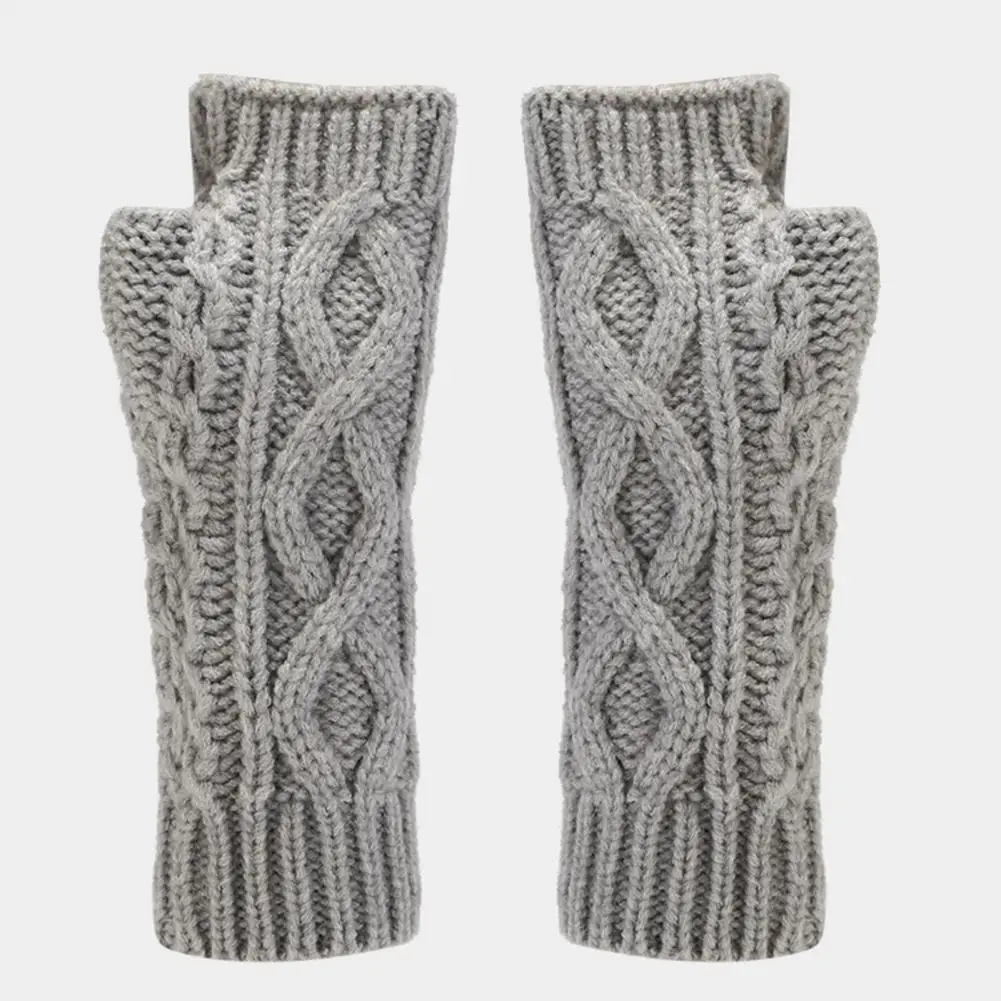 Hat Scarf Gloves Set Thickened Knitting Hat Scarf Gloves Set Winter Warm Hat Scarf Gloves Set Cozy Plush Ball Beanie for Women
Hat Scarf Gloves Set Thickened Knitting Hat Scarf Gloves Set Winter Warm Hat Scarf Gloves Set Cozy Plush Ball Beanie for Women