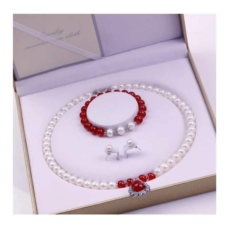 Freshwater Pearl Necklace Set Female Agate Pendant for Mom Women's Day Mother's Day Gift
Freshwater Pearl Necklace Set Female Agate Pendant for Mom Women's Day Mother's Day Gift